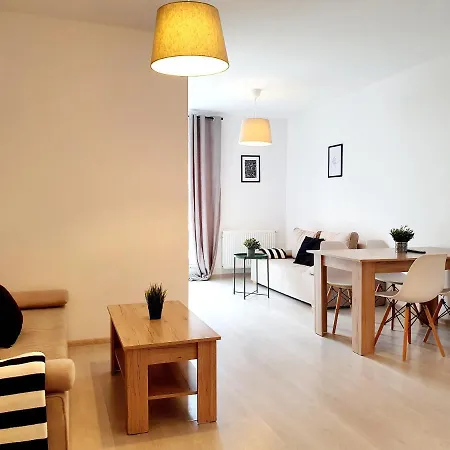Apartament Rodzinny Przy Plazy アパート *
