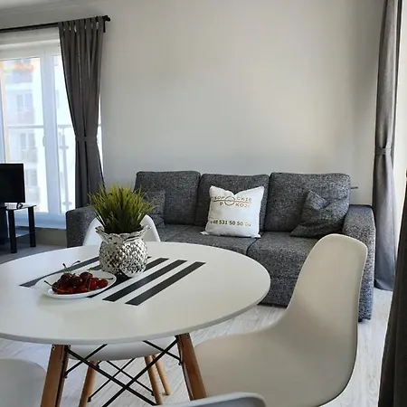 アパート Apartament Rodzinny Przy Plazy *