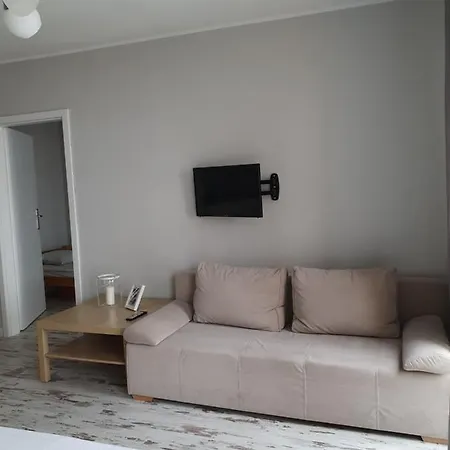 Apartament Rodzinny Przy Plazy アパート