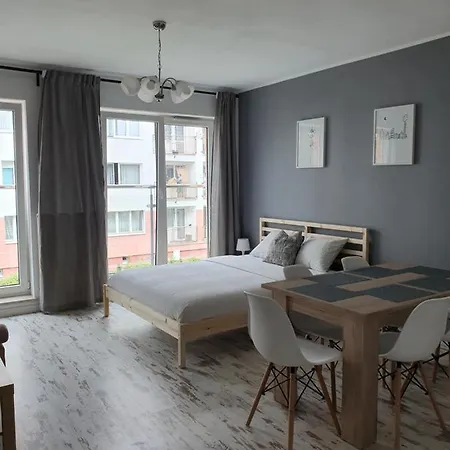 アパート Apartament Rodzinny Przy Plazy Władysławowo